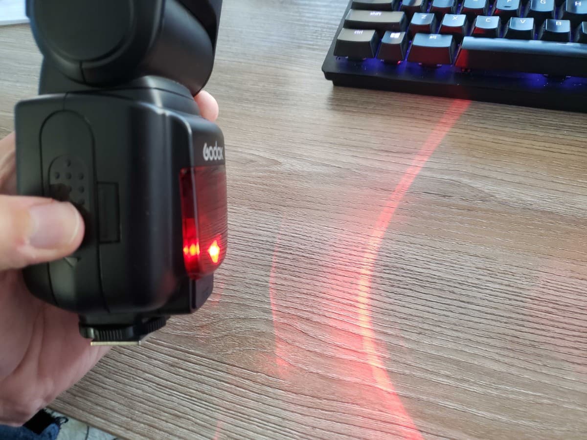 AF assist beam red light.