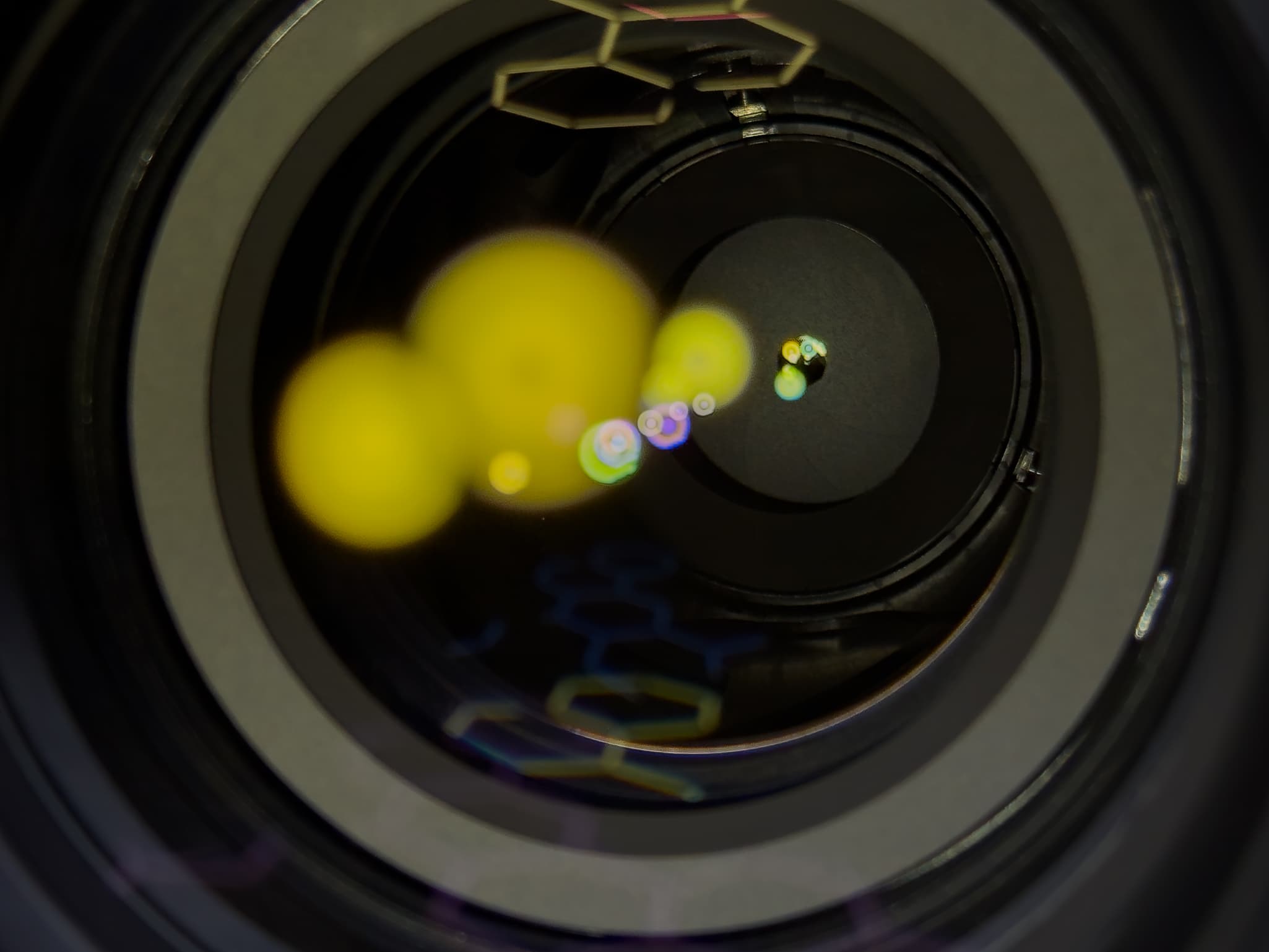 Looking down the barrel on the Nikon Z 180-600mm f/5.6-6.3 VR at f/32