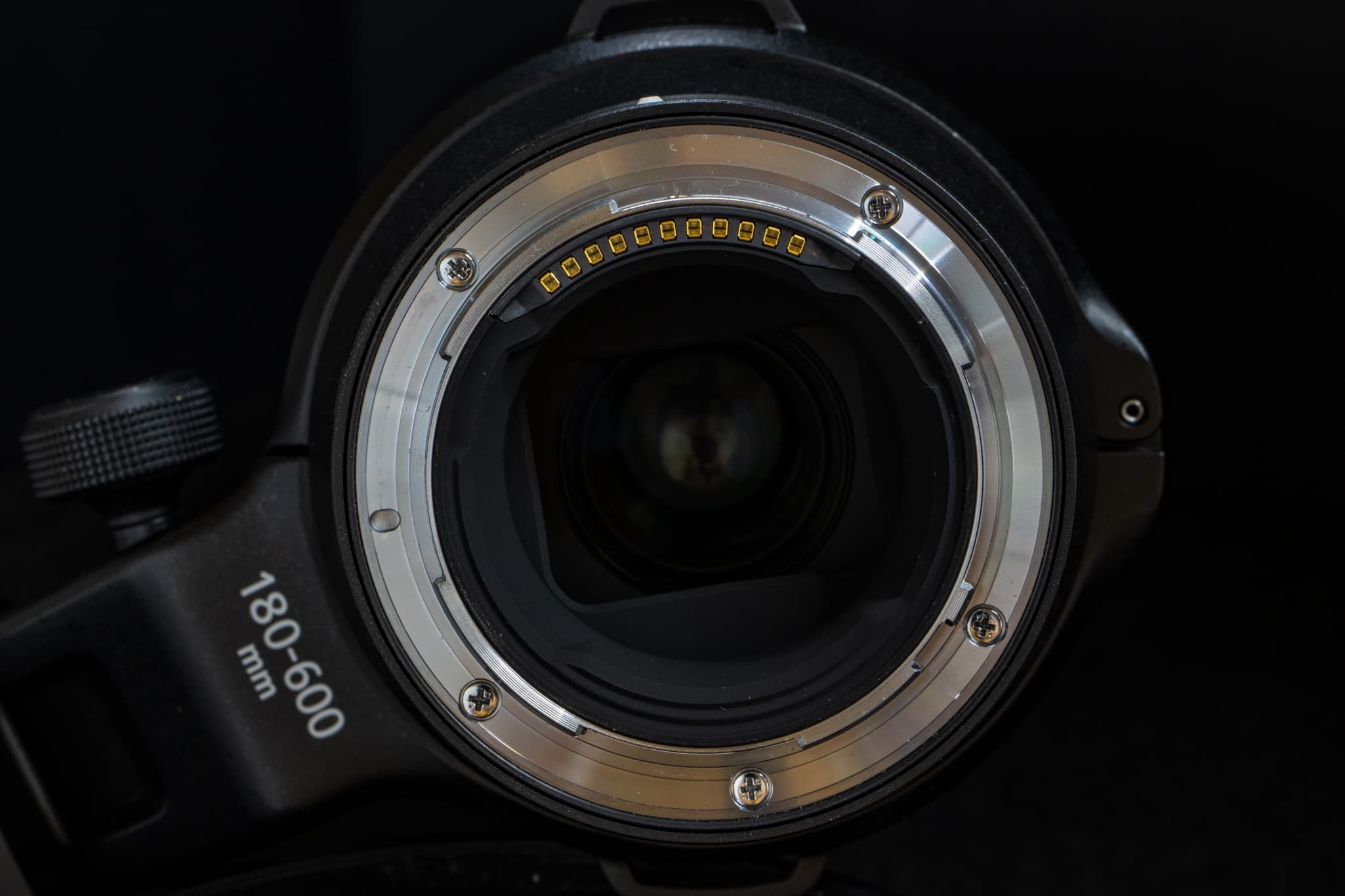 Highlighting the Z-mount flange face on the Nikon Z 180-600mm f/5.6-6.3 VR
