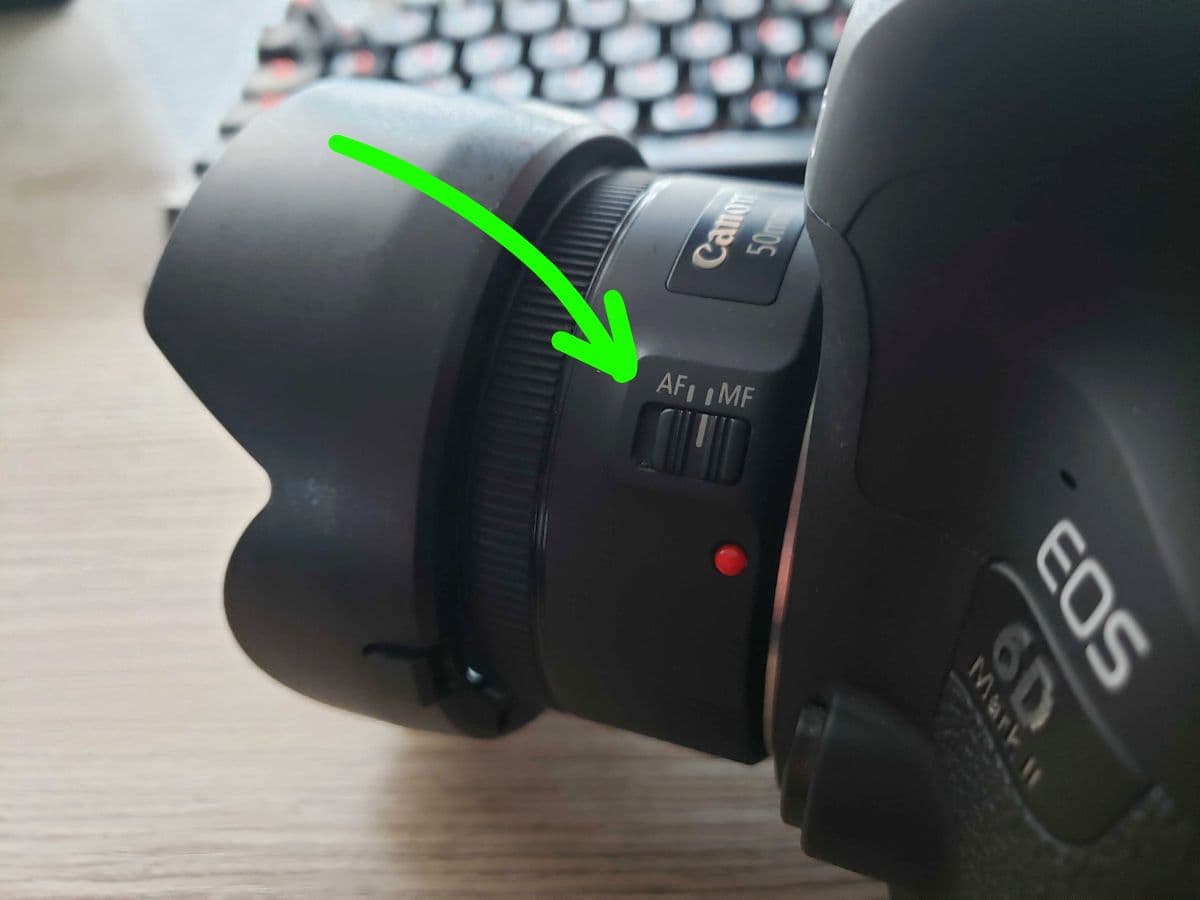 Switching to MF on the camera for manual focus.