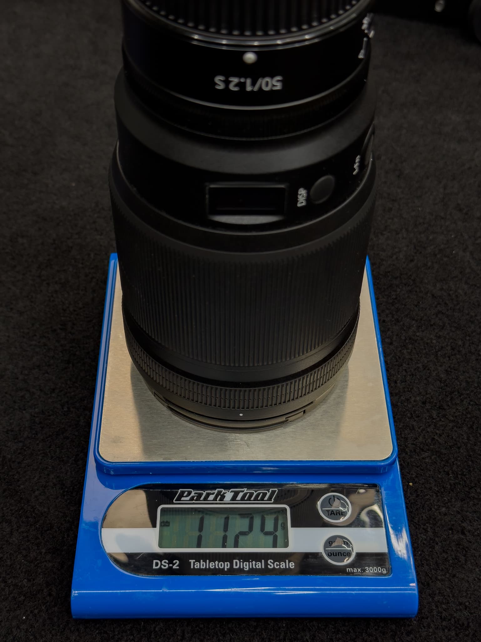 Weight of the Nikon Z 50mm f/1.2 S