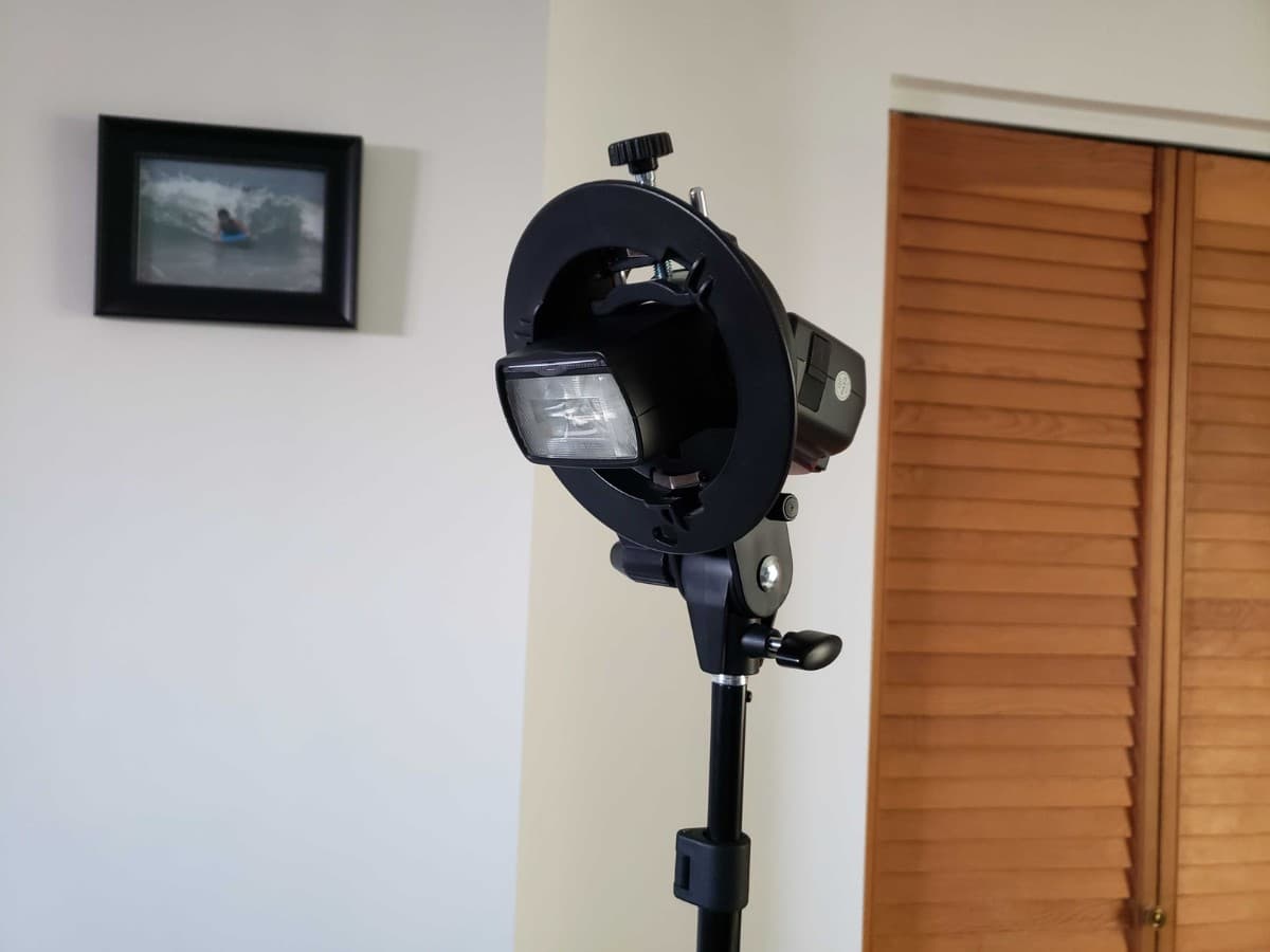 Speedlight before adding shirt as a diffuser Speedlight on stand.